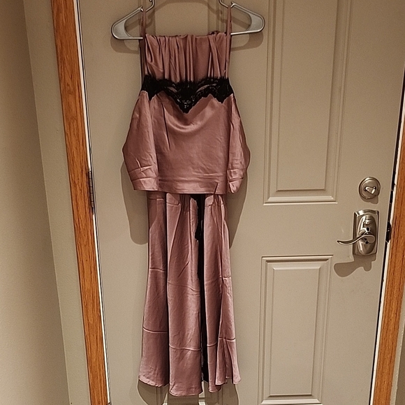 Victoria's Secret Dresses & Skirts - Elegant Mauve Strapless Dress with Black Lace
